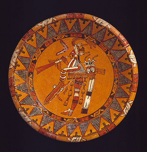 009- Plato cerámica con Trompetero-siglo VIII México o Guatemala 